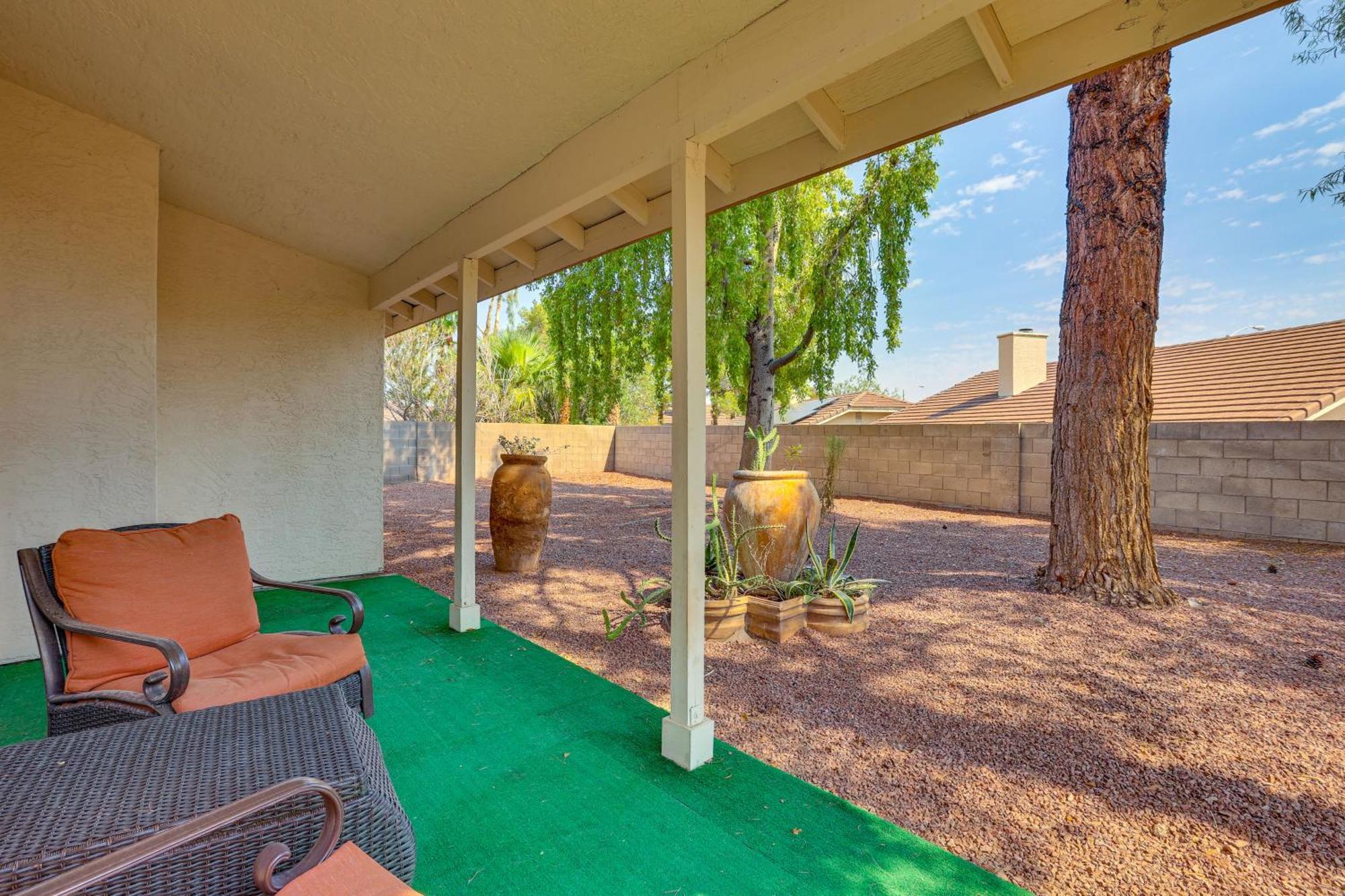 Holiday home Furnished Patio, Fenced Yard In Green Valley Las Vegas